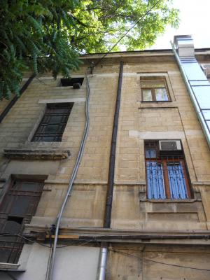 Прикрепленное изображение: 1034 Горького, 5 Старые водостоки.JPG